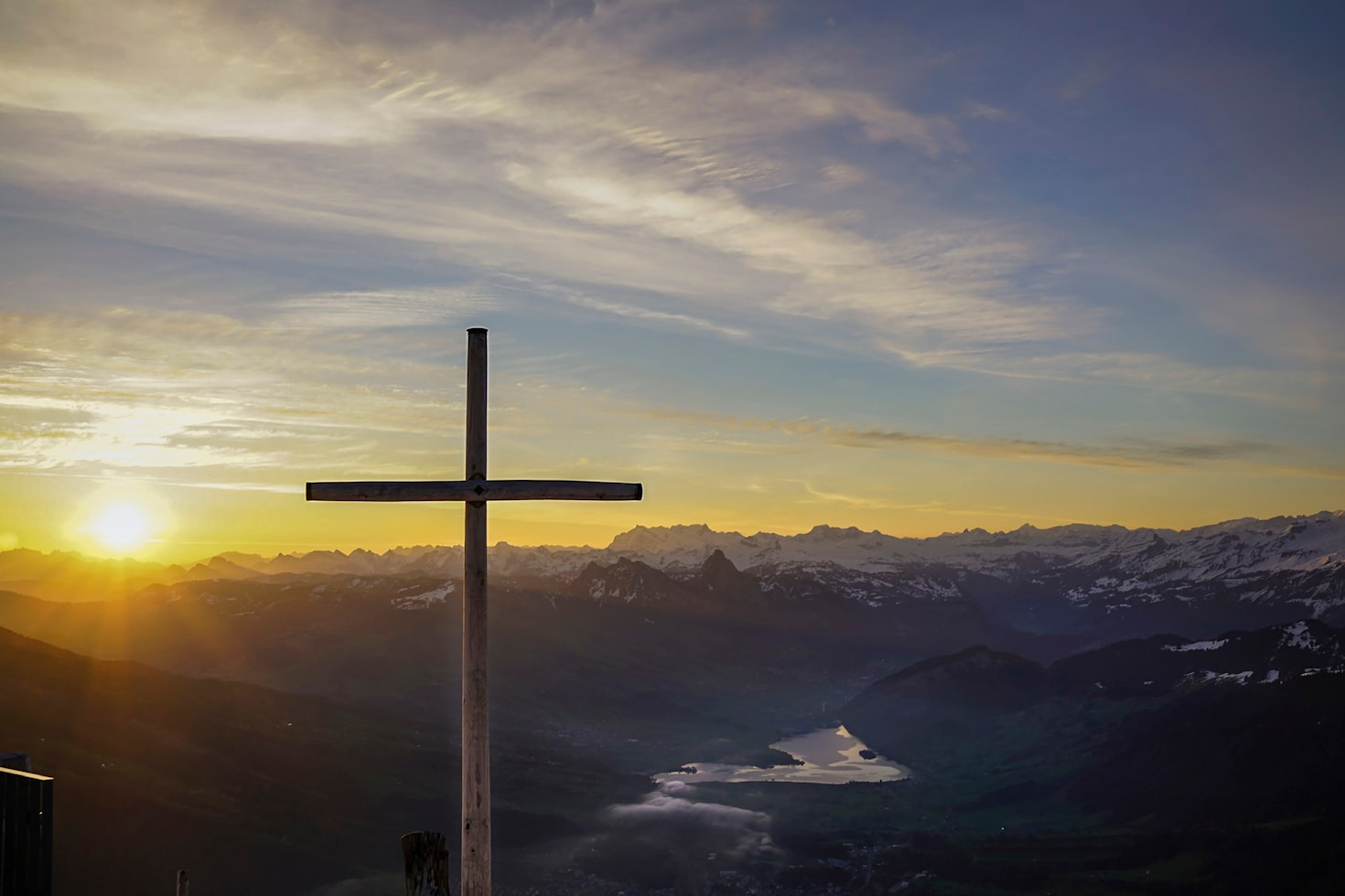 How Art Enhances Spiritual Reflection